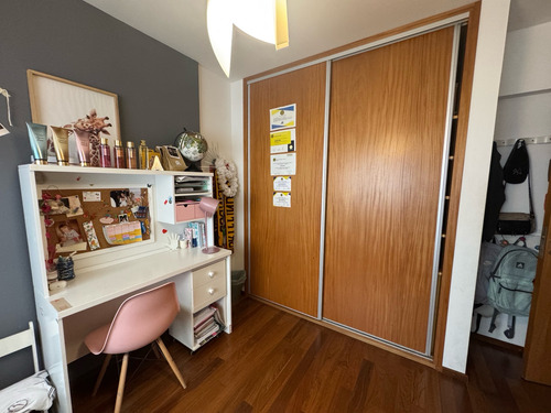 Venta - Departamento De Tres Dormitorios Con Balcón Y Cochera En Centro Río, Rosario