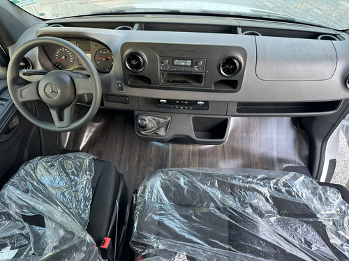 Mercedes-Benz Sprinter Van 417
