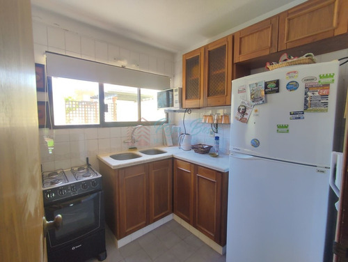 Imagen 11 de 27 de Apartamento En Venta 2 Dormitorios, Frente A Playa El Emir