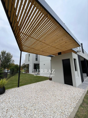 Casa Venta 5 Ambientes En Ayres Plaza Pilar Lote De 923 M2