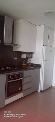 Imagen 13 de 18 de Vendo Apartamento 110m2 4h/3b/2pe La California Norte 2519