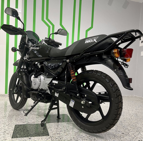 Imagen 8 de 16 de Bajaj Boxer 150 X 2024