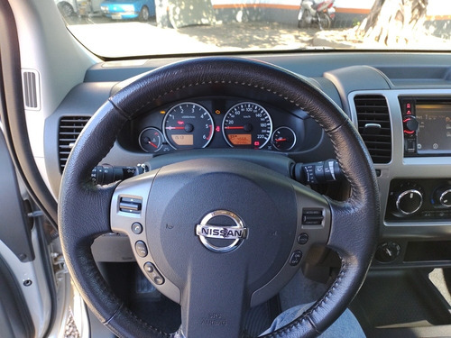 Imagem 6 de 9 de Nissan Frontier 2016 2.5 Sv Attack Cab. Dupla 4x4 Aut. 4p