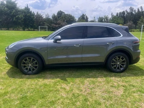 Porsche Cayenne 3.0