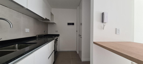 Venta Funes Barrio Cerrado 8 Sauces - 2 Dormitorios Terraza Exclusiva - Cochera Estrenar - Amenities