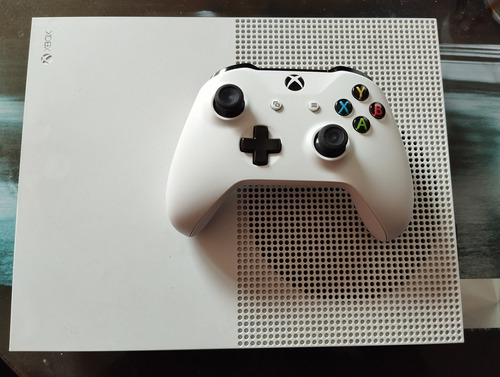 Microsoft Xbox One S 1tb Standard Color  Blanco + 1 Control