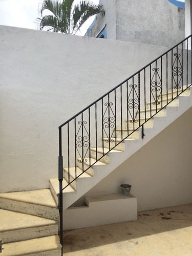 Casa En Venta 2 Niveles Con 2 Deptos Y Un Estudio