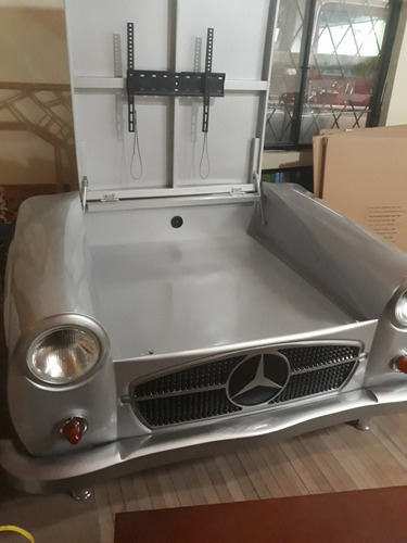 Antiguo Mercedes Benz Clasico