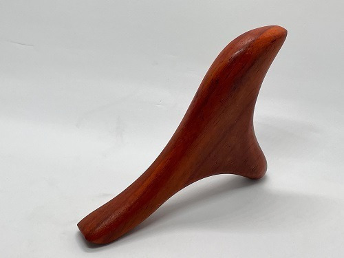 Massageador De Madeira De Lei Ponto Motor Leve E Resistente Cor Vermelho