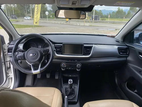 Kia Stonic 1.0 Zenith MT