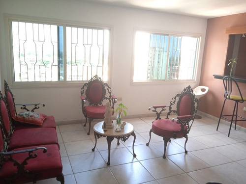 Imagen 5 de 11 de Apartamento En Venta Res. Jade. Av. Bolívar. Maracay