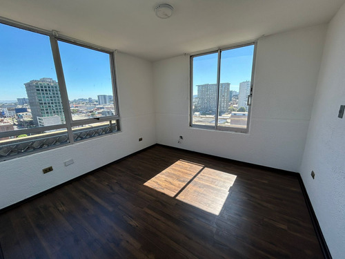 Venta Cómodo Y Céntrico Departamento 2d1b (81681)