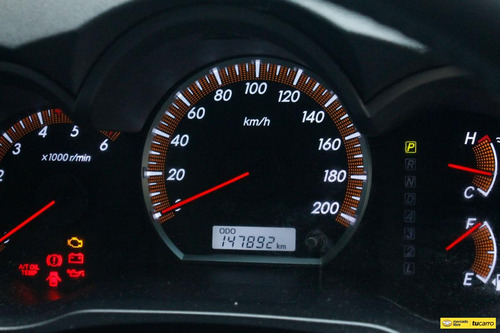 Imagen 23 de 25 de Toyota Hilux Vigo Srv