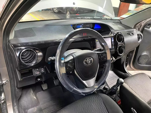 Toyota Etios 1.5 Xls