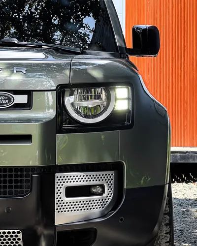Land Rover Defender S 2020