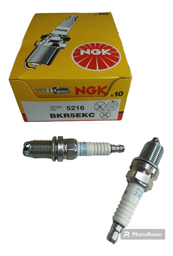 Bujía Ngk Daewoo  Tacuma  2.0 4v