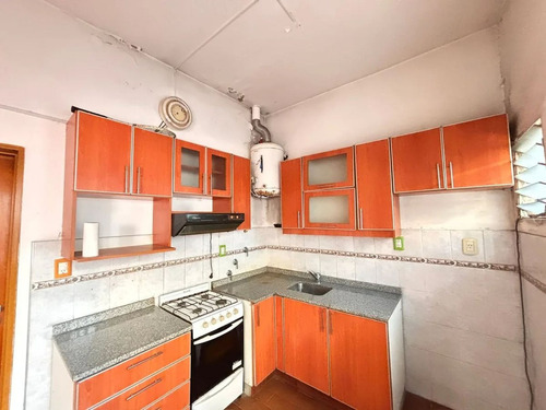 Venta Ph 2 Ambientes A Refaccionar Patio Florida