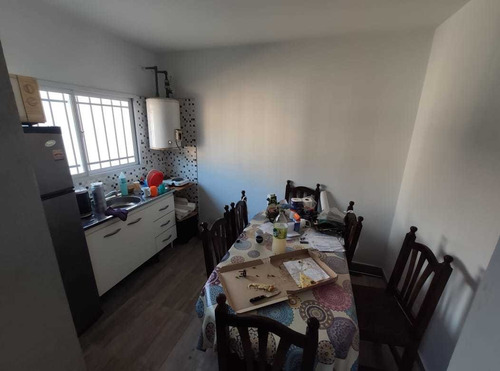 Imagen 6 de 6 de Villa Luzuriaga: Galpón De 240 M2, **2 Años De Antigüedad**