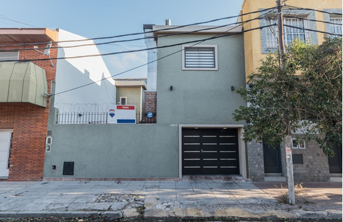 Casa 5 Ambientes En Venta En Lomas Del Mirador