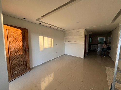 Excelente Casa Com Duas Suítes