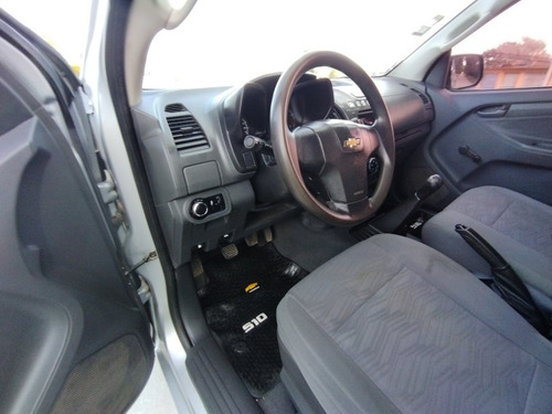Imagen 11 de 12 de Chevrolet S10 2013 2.8 Cs 4x2 Ls Tdci 180cv