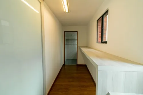 Oficina En Arriendo En Chico Norte. Cod A1094002
