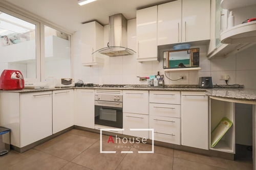 Hermosa Casa En Venta La Reina Alta