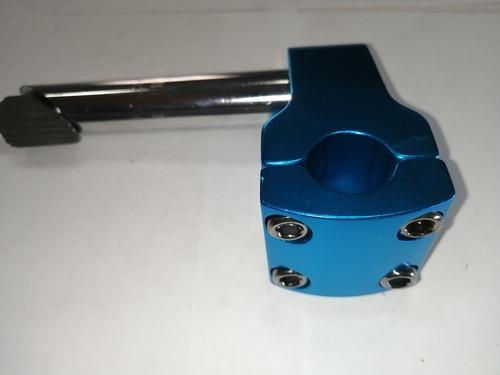 Imagen 3 de 6 de Potencia Bmx Aluminio 4 Tornillos 21.1mm Para Bicicleta.