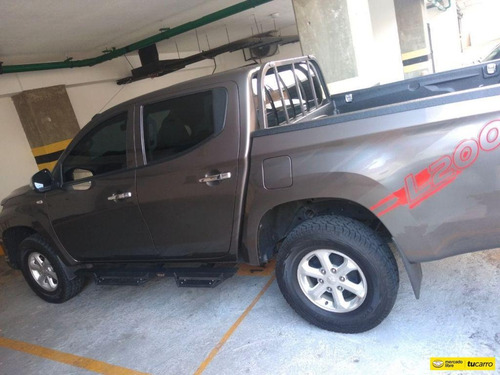 Mitsubishi L200 4x4 - Sincrónica