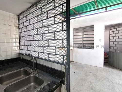 Imagen 28 de 30 de Casas Comercial En Alquiler En Zona Este Nueva Segovia Barquisimeto #23-6730 Daniela Linarez 04245390659