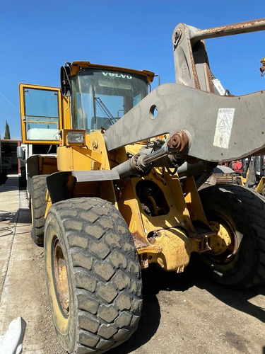 Imagen 5 de 6 de Cargador Marca Volvo L120e Año 2005