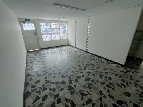 Imagen 7 de 17 de Casa En Arriendo En Bogotá La Castellana. Cod 100753