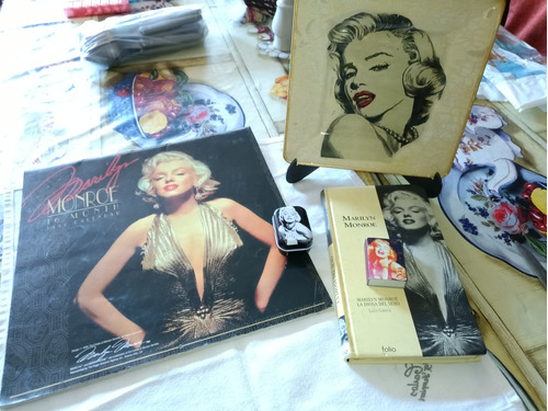 Artículos De Marilyn Monrroy Calendario 1996