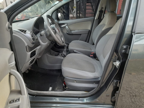 Imagen 4 de 9 de Fiat Palio Essence 1.6