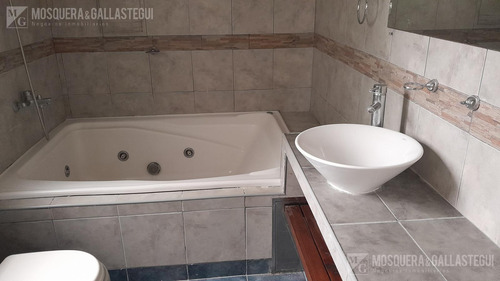 Casa En Venta En El Canton Golf