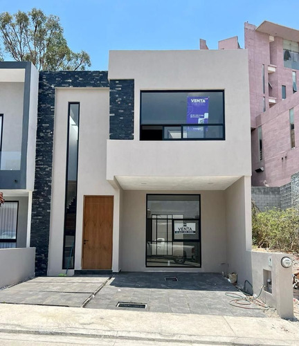 Casa En Venta En Tres Marias Morelia