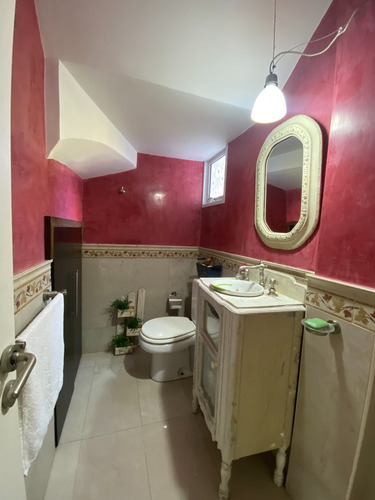 Barrio Cerr. El Abra / 3 Dorm / Galeria / Pileta