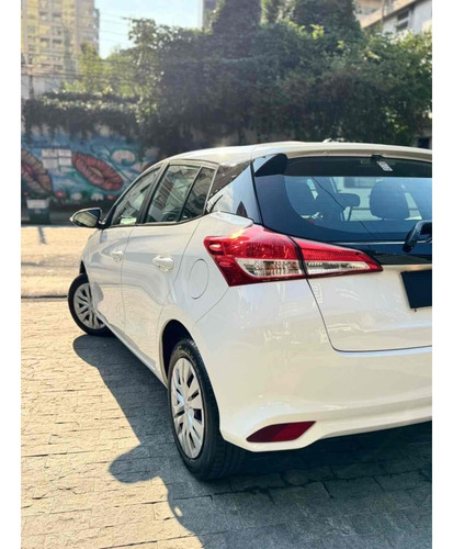 Toyota Yaris 1.3 16V FLEX XL LIVE MULTIDRIVE