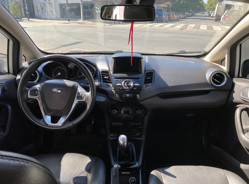 Ford Fiesta 1.6l Titanium 2015
