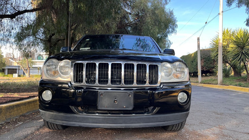 Jeep Grand Cherokee Limited V8 Power Tech 4x2 At