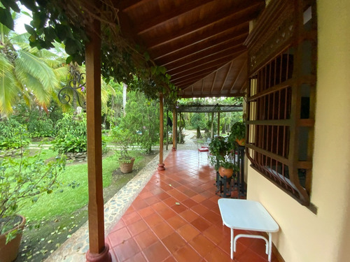 Imagen 12 de 13 de Casa Hermosa En Sopetran! Con Lote Totalmente Plano!