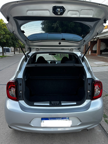 Nissan March 1.6 Advance Media Tech AT