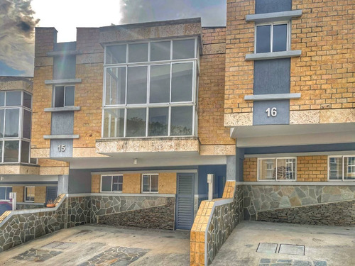 Imagen 2 de 14 de Townhouse Ubicado En Colinas De Guataparo Obra Gris Conjunto Privado A5b468