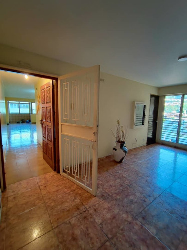 Imagen 16 de 21 de As En Venta Apartamento En Residencias El Parque As