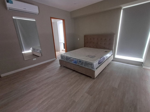 Alquiler/pb/duplex/ La Castellana/150m2/tza-70m2/ 2h-3b-2pe