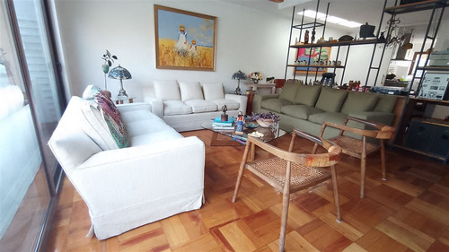 Casa En Venta De 4 Dorm. Latadia/manquehue/sebastian Elcano