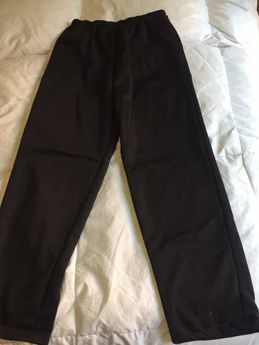 Imagen 4 de 10 de Pantalones Deportivos De Niños/as Talles Del 4 Al 14