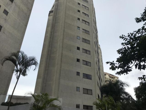 Apartamento En Venta Lomas De Prados Del Este