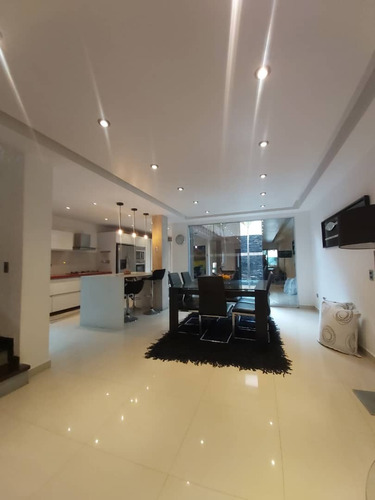 Imagen 4 de 25 de Vendo Espectacular Townhouse Totalmente Amoblado Bonaventure Home Mañongo Naguanagua Totalmente Amoblado Y Equipado