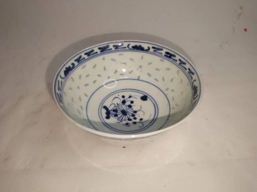 Antiguo Bowl De Porcelana China Grano De Arroz Pintada A Man